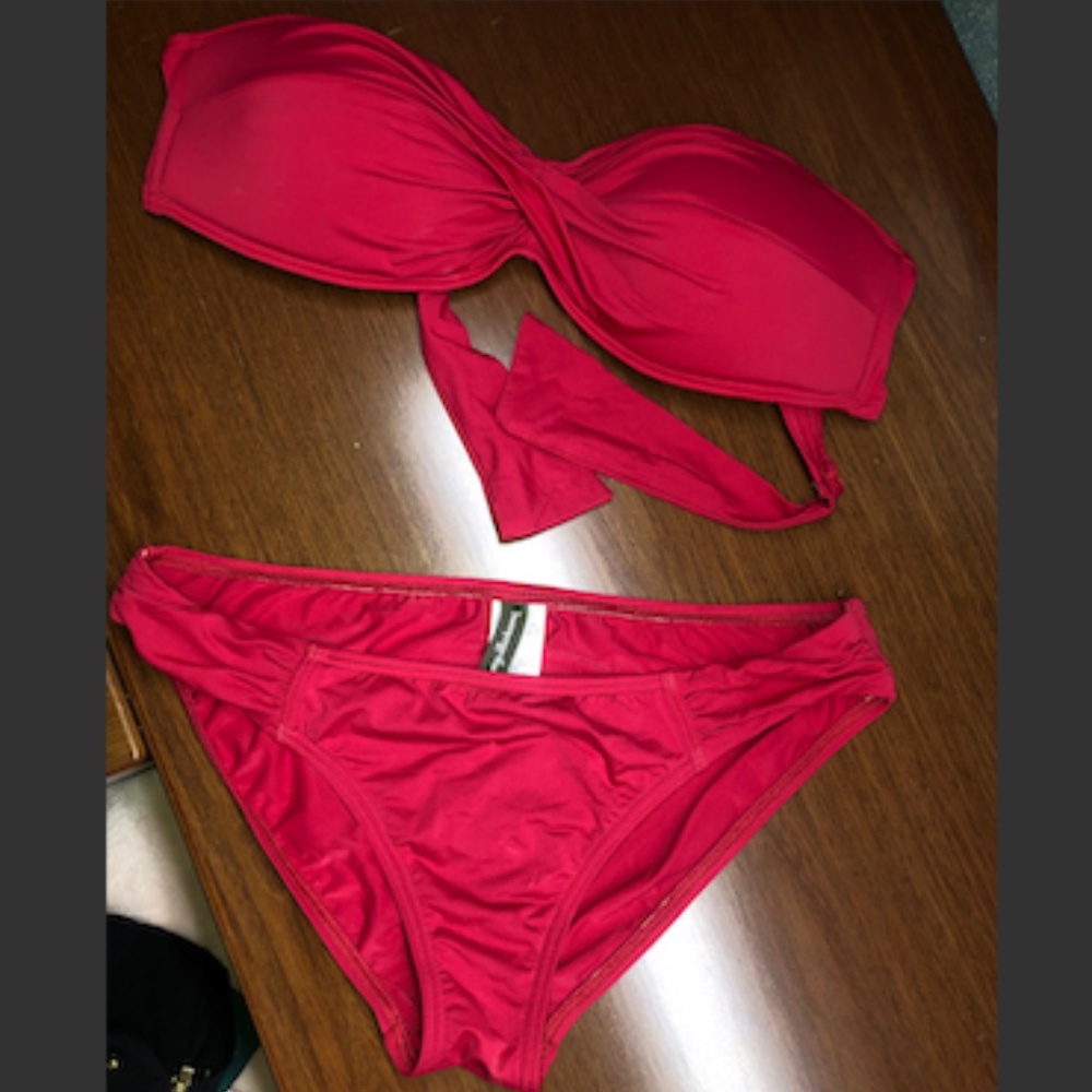 Poppy Red 2-piece bandeau bathing suit